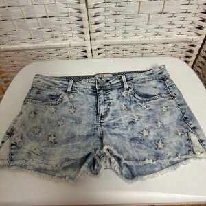 L.e.i denim shorts size 15 jr Euc ladies stars‎